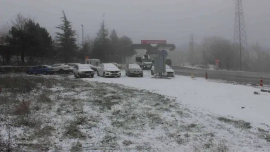 Türkiye-Bulgaristan sınırı beyaza büründü