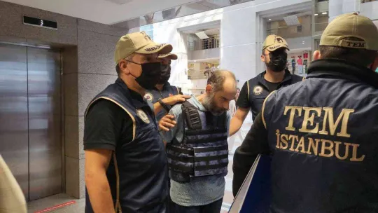 Türkiye'de yakalanan DEAŞ'ın sözde üst düzey yöneticisi adliyeye sevk edildi