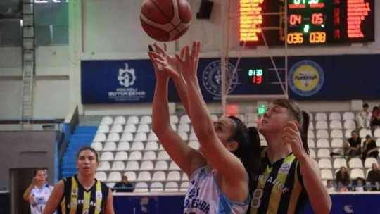 Türkiye Kadınlar Basketbol Ligi: İzmit Belediyespor: 77 - Fenerbahçe Gelişim: 80