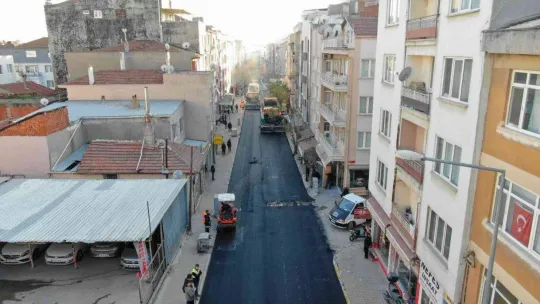 Türkiye'nin en uzun sokaklarından Bağlar asfaltlandı