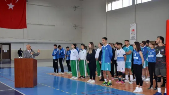 Türkiye Üniversiteler Arası Voleybol Turnuvası başladı