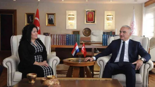 Türkiye ve Paraguay arasında turizm iş birliği anlaşması imzalandı