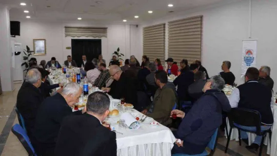 Tutuk, hemşehri dernekleri temsilcileriyle bir araya geldi