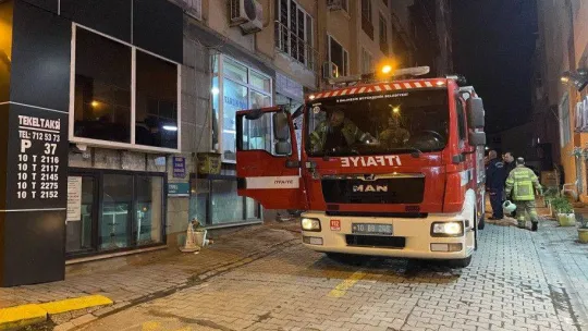 Tütün dükkanı yandı, patlama herkesi korkuttu