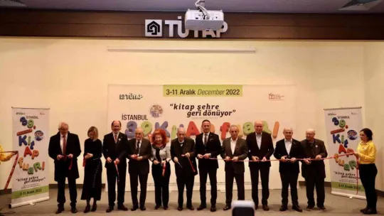 TÜYAP Uluslararası İstanbul Kitap Fuarı 2 yıl aradan sonra kapılarını açtı