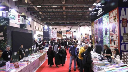 TÜYAP Uluslararası İstanbul Kitap Fuarı 2 yıl aradan sonra kapılarını açtı