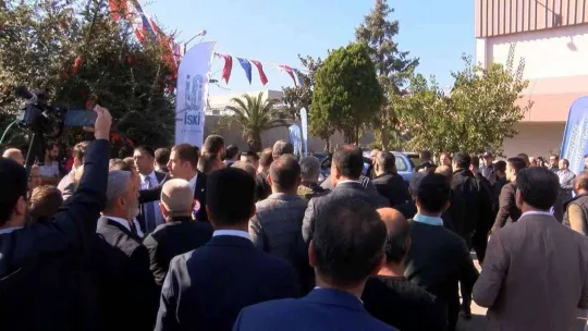 Tuzla Belediye Başkanı Şadi Yazıcı'ya İSKİ atık su arıtma tesisi açılışında saldırı