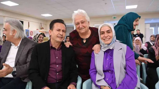 Tuzla'da 'Yaşlılar Festivali' renkli görüntüler oluşturdu