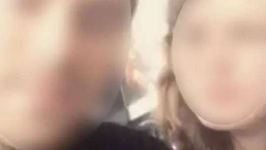 Tuzla'da koca dehşeti: Boşanmak isteyen karısını sokak ortasında defalarca bıçakladı