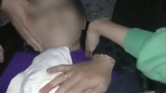 Tuzla'da koca dehşeti: Boşanmak isteyen karısını sokak ortasında defalarca bıçakladı