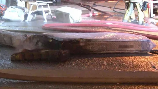 Tuzla'da korkutan iş yeri yangını