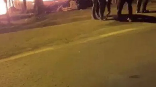 Tuzla'da plastik imalathanesinde korkutan yangın: 3 yaralı