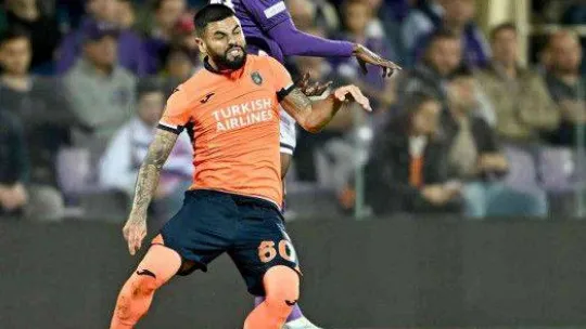 UEFA Avrupa Konferans Ligi: Fiorentina: 2 - Başakşehir: 1 (Maç sonucu)