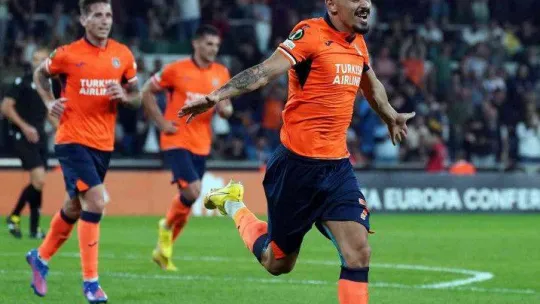 UEFA Avrupa Konferans Ligi: Medipol Başakşehir: 3 - Fiorentina: 0 (Maç sonucu)