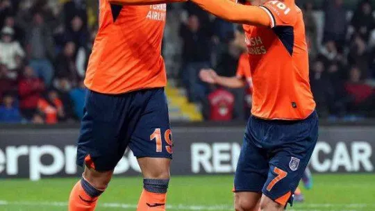 UEFA Avrupa Konferans Ligi: Medipol Başakşehir: 3 - Hearts: 1 (Maç sonucu)