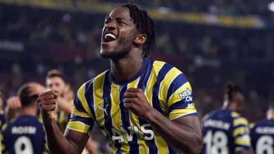 UEFA Avrupa Ligi: Fenerbahçe: 1 - AEK Larnaca: 0 (İlk yarı)