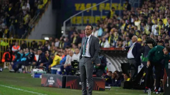 UEFA Avrupa Ligi: Fenerbahçe: 1 - AEK Larnaca: 0 (İlk yarı)