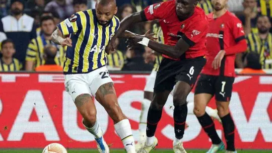 UEFA Avrupa Ligi: Fenerbahçe: 3 - Rennes: 3 (Maç sonucu)