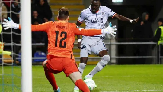 UEFA Konferans Ligi: Rigas FS: 0 - Başakşehir: 0 (İlk yarı)