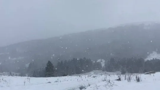 Uludağ'da kar yağışı başladı