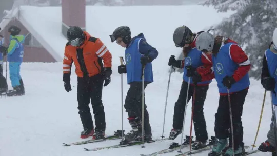 Uludağ'da kayak heyecanı başladı