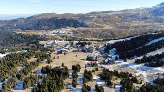 Uludağ yeni yıla kar olmadan giriyor