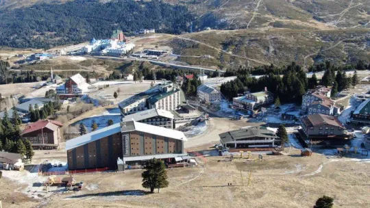 Uludağ yeni yıla kar olmadan giriyor