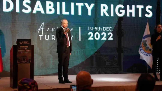 Uluslararası Engelli Hakları Zirvesi'nde 55 ülkeden gelen temsilciler İstanbul'da buluştu