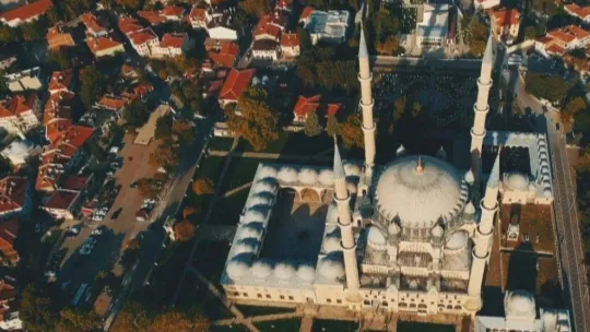 Uluslararası öğrenciler, Çanakkale ve Vardar Ovası türkülerini seslendirdi