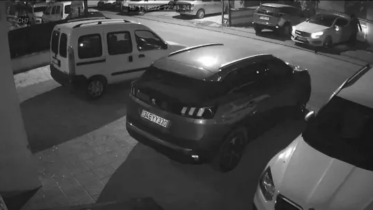 Ümraniye'de evinin önünden aracı çalındı, çocuğunu hastaneye götürecekken fark etti