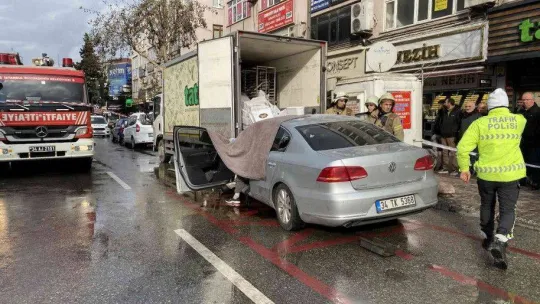 Ümraniye'de kalp krizi geçiren sürücü kaza yaptı, ağır yaralandı