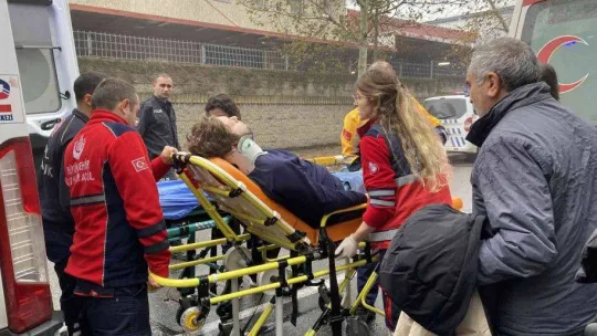 Ümraniye'de mobilya imalathanesinde korkutan yangın