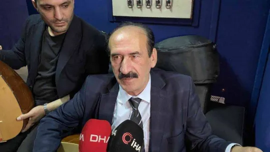 Ümraniye'de Uluslararası Aşıklar Şöleni