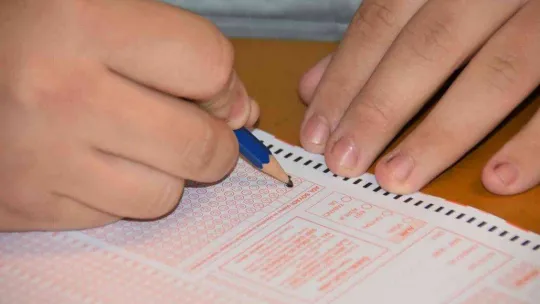 Üniversite adaylarına indirimli yardımcı kitap müjdesi