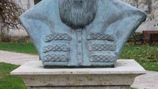 Üniversite öğrencileri Sultan II. Bayezid Külliyesi Sağlık Müzesinde konser verdi