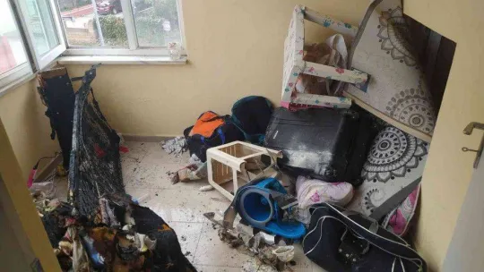 Üniversite öğrencileri yanmaktan son anda kurtuldu