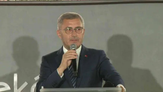 Üsküdar'da İskender Pala'nın 13 romanı 13 resme dönüştü