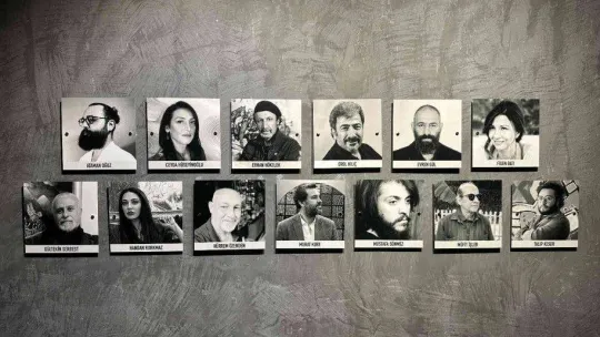 Üsküdar'da İskender Pala'nın 13 romanı 13 resme dönüştü