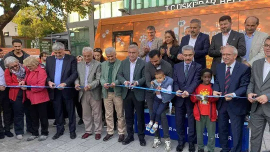 Üsküdar'da mobil veteriner hizmeti VETBÜS yola çıkıyor