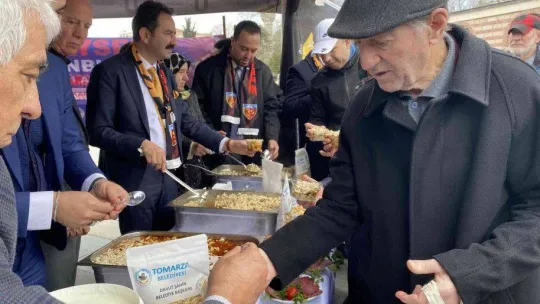 Üsküdar'da vatandaşlara Kayseri'nin meşhur yöresel tatları ikram edildi