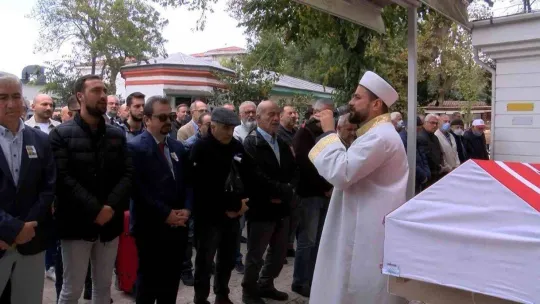 Usta oyuncu İsmail İncekara son yolculuğuna uğurlandı