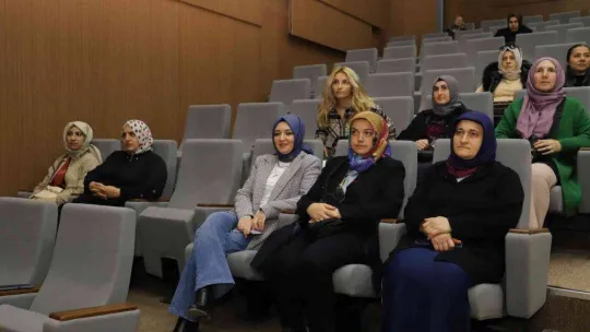 Uyuşturucu ve bağımlılıkla mücadele konuları bu seminerde konuşuldu