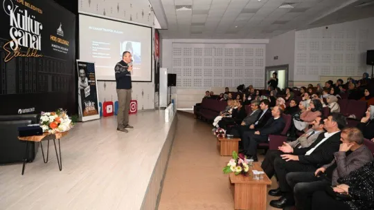 Uzmanı uyardı: 'İlk 36 ay çocuklar ekrana hiç bakmamalı'