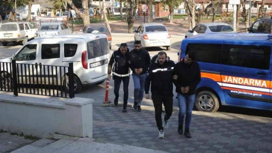 Uzunköprü emniyetinden uyuşturucu tacirlerine operasyon