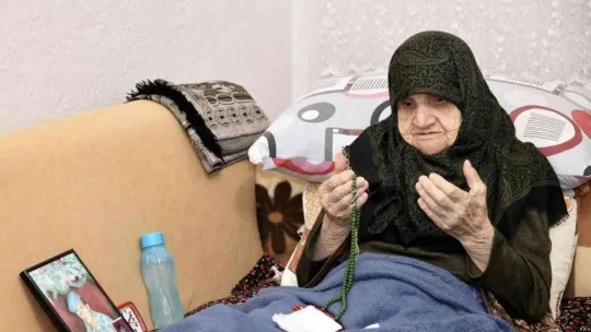 Vali Kızılkaya, şehit ailelerini unutmuyor