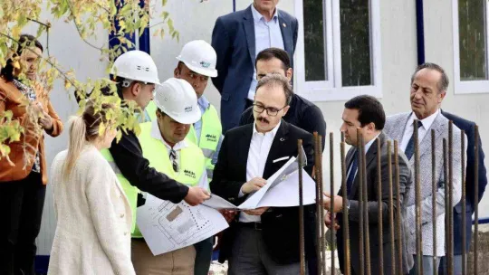 Vali Kızılkaya yapımına başlanan 2 okulda incelemelerde bulundu