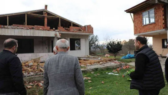 Vali Oktay, 5.9'luk depremde Sakarya'da 93 yapının hasar gördüğünü açıkladı