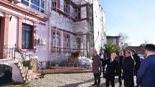 Vali Şıldak restorasyon çalışmalarını inceledi