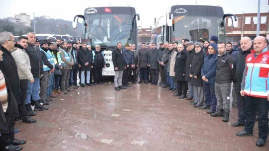 Van depreminde enkaz altından 32 saat sonra kurtulan kaymakamdan depremzedelere destek