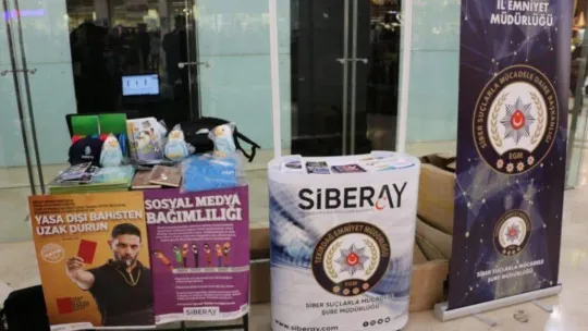Vatandaşları siber suçlara karşı bilinçlendirdiler